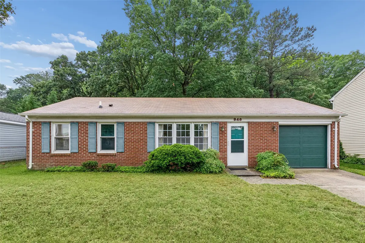 946 Red Oak Circle, Newport News, VA 23608 - #1