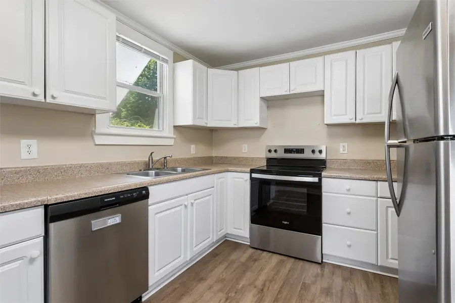 504 Highland Avenue, Hampton, VA 23661 - #3