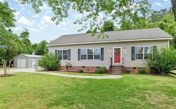 19612 Plumside Lane, West Point, VA 23181