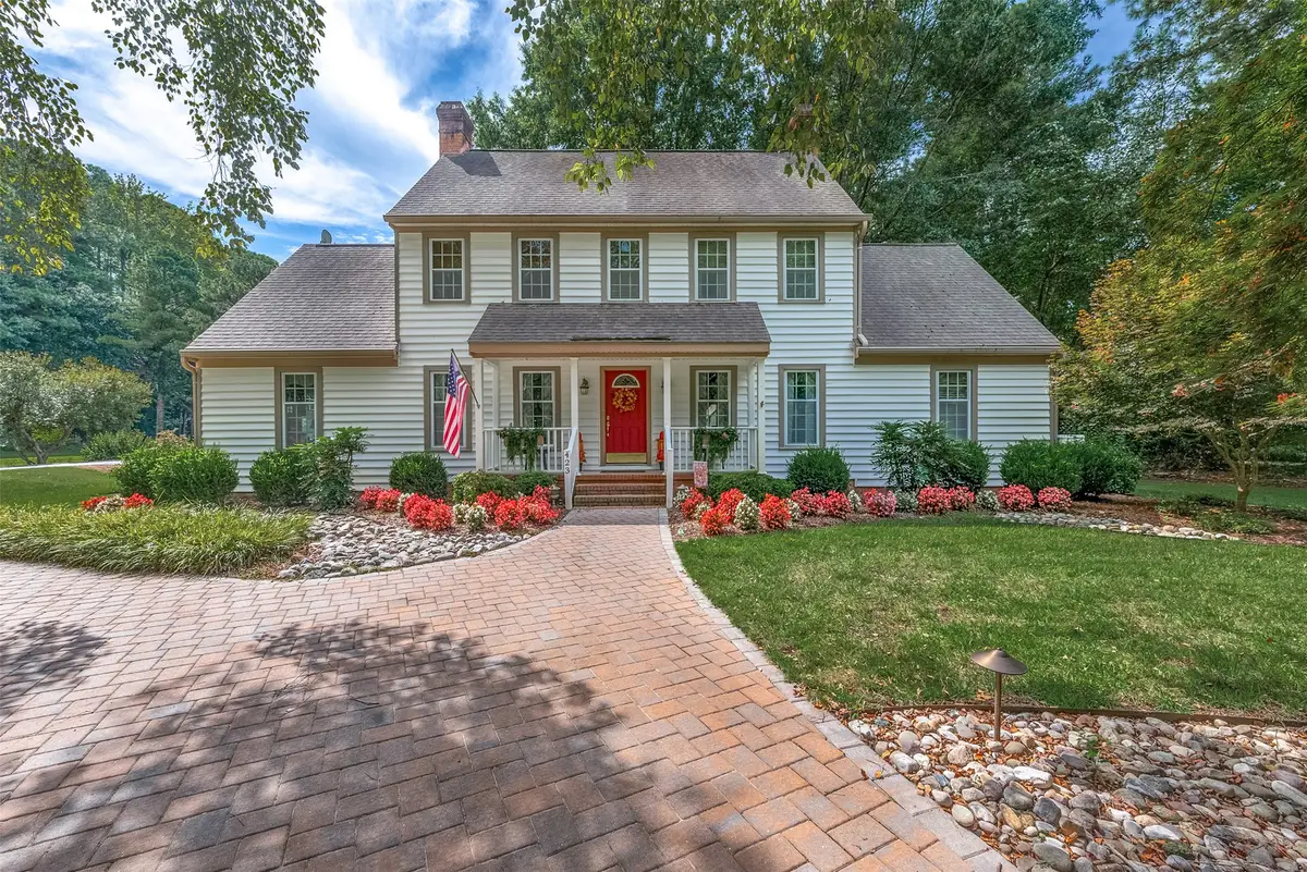 423 Weston Road, Yorktown, VA 23692 - #1