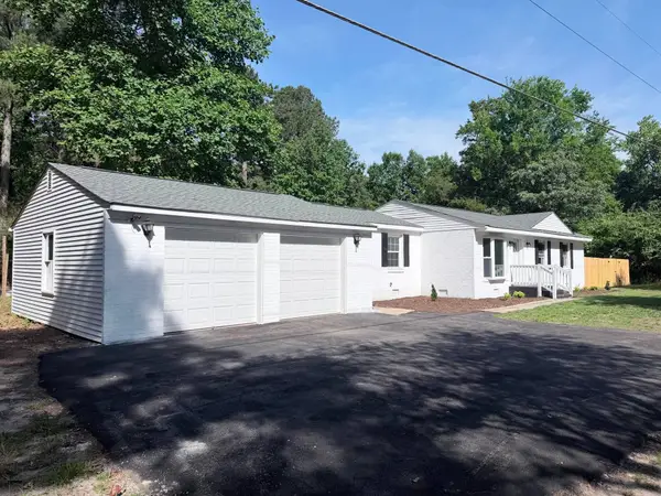 8060 Pinetta Road, Gloucester, VA 23601