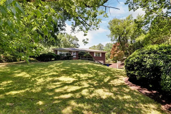 18 Owens Road, Newport News, VA 23602