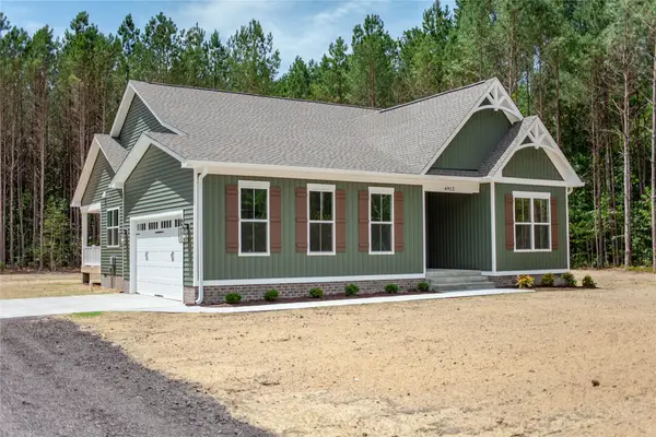 6912 Sunset Cove Lane, Gloucester, VA 23061
