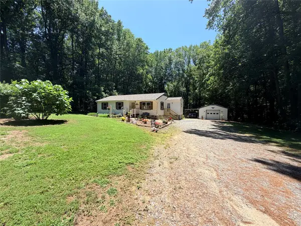 6394 Meadow Drive, Gloucester, VA 23061