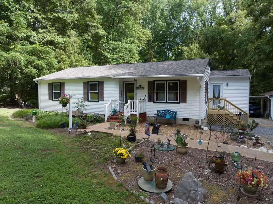 6394 Meadow Drive, Gloucester, VA 23061 - #2