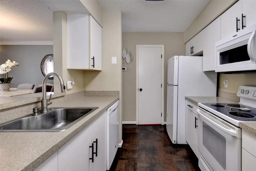 308 Queens Crescent, Williamsburg, VA 23188 - #2