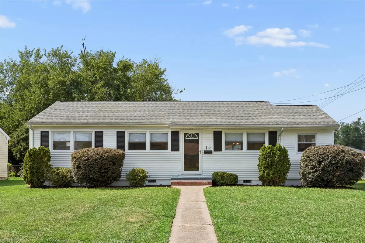 19 Frances Street, Newport News, VA 23601 - #1