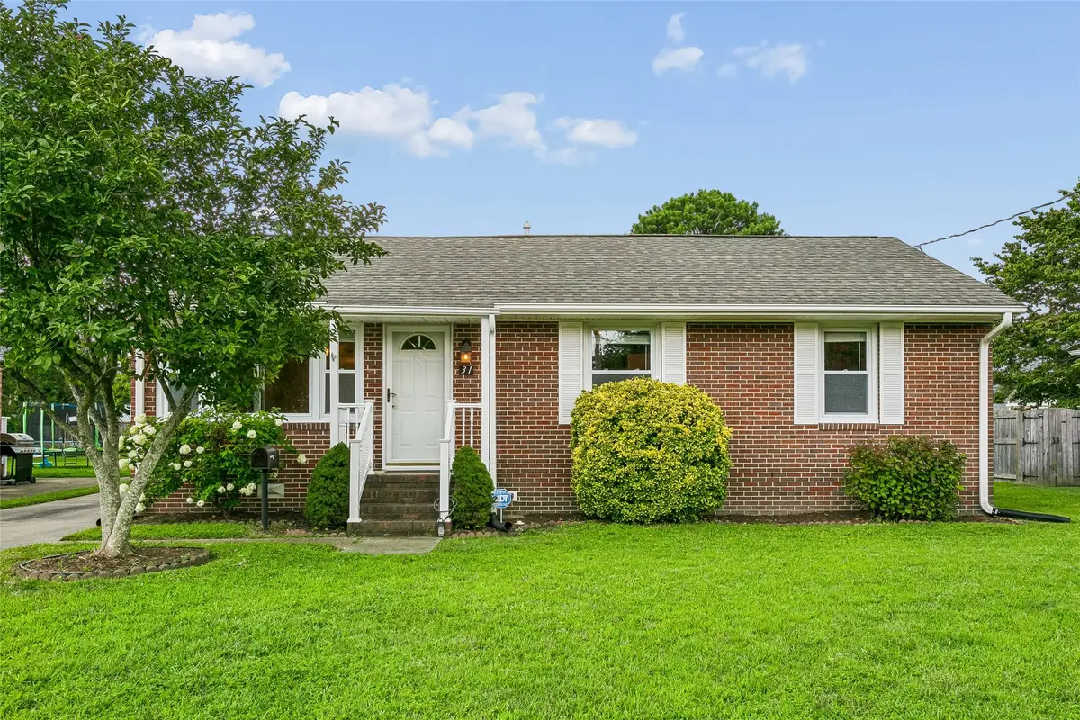 31 Saint Albans Drive, Hampton, VA 23669 - #1