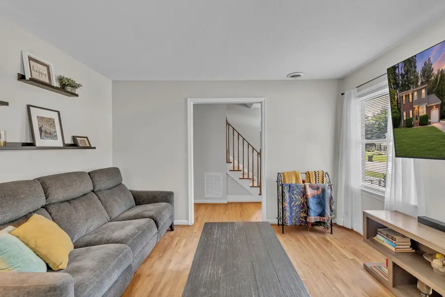 4 Hansom Drive, Poquoson, VA 23662 - #3