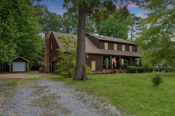 107 Brokenbridge Road, Yorktown, VA 23692