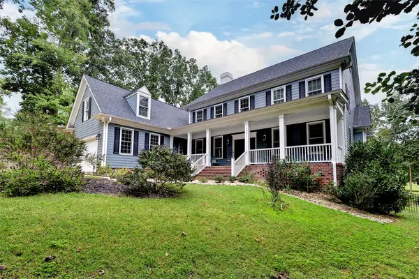 100 W Links, Williamsburg, VA 23188