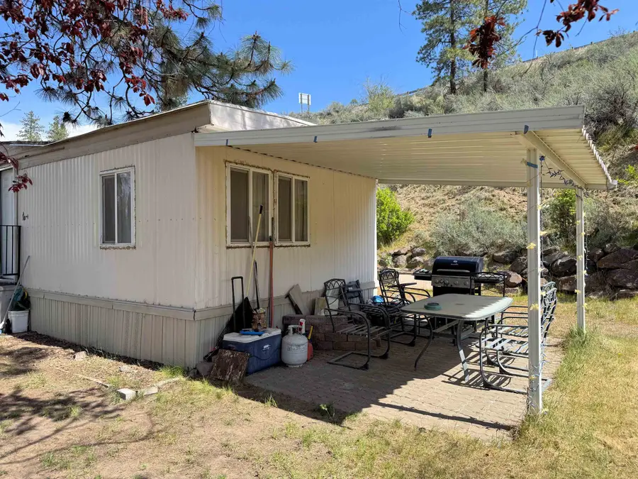 31884 E Phillips Ln, Davenport, WA 99122 - Image #3