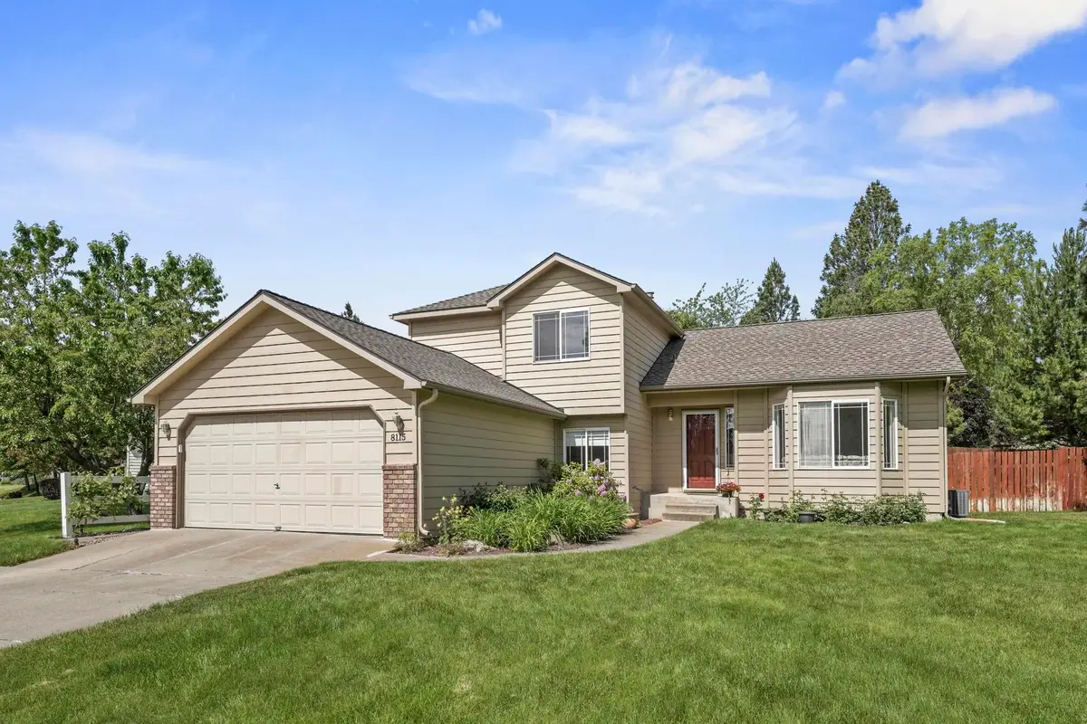8115 E Sommerset Dr, Spokane, WA 99212 - Image #1