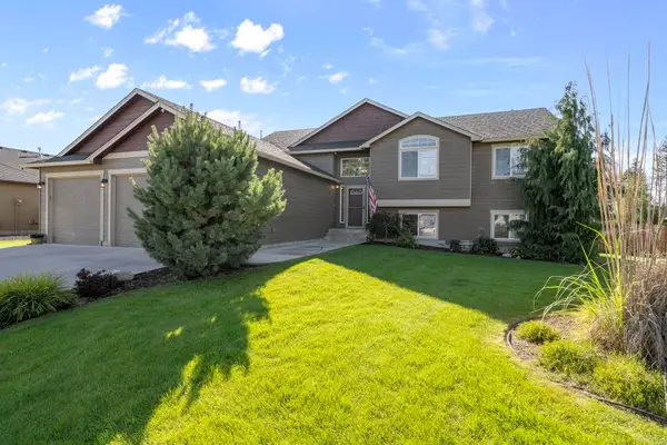 15317 N Hunters Pointe Rd, Mead, WA 99021