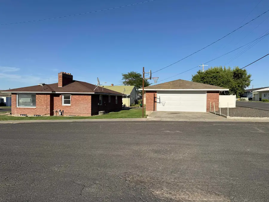 702 E 2nd Ave, Odessa, WA 99159 - Image #2