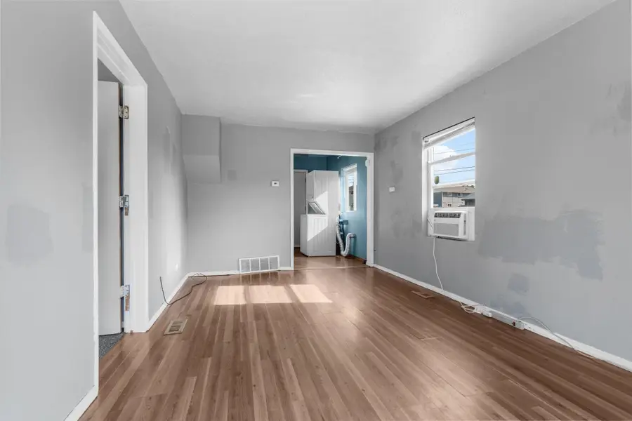 1708 E Tilsley Pl, Spokane, WA 99207 - Image #3