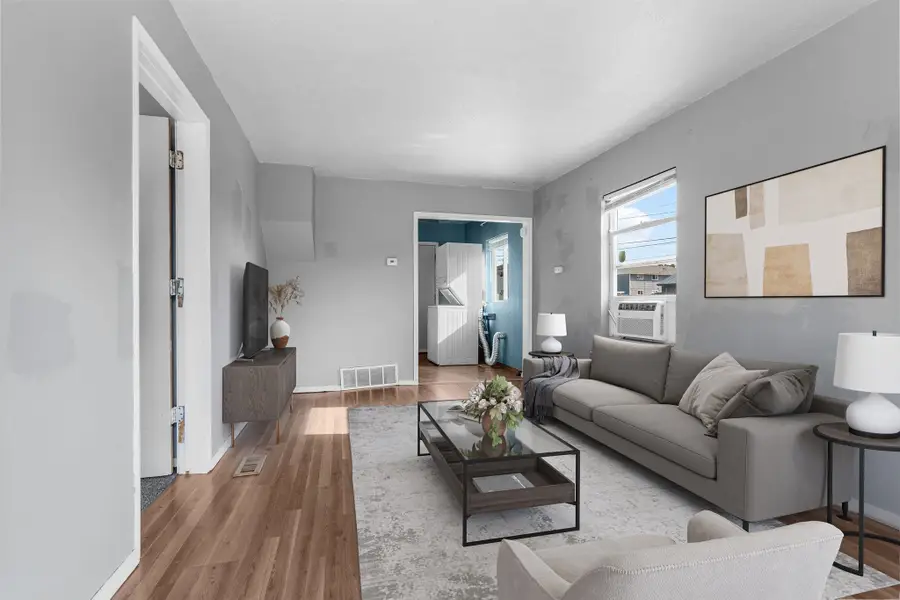 1708 E Tilsley Pl, Spokane, WA 99207 - Image #3