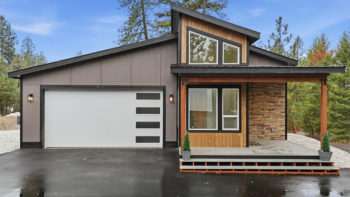 39897 Sunset Bay Rd, Loon Lake, WA 99148 - Image #1