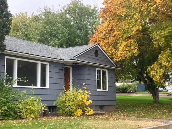 403 W Chestnut St, Almira, WA 99103