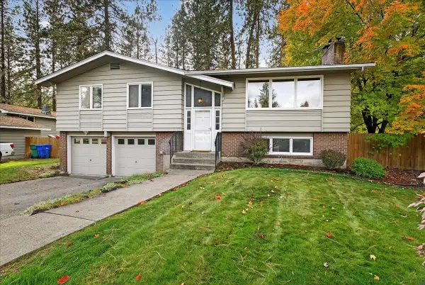 11711 N Highwood Ct, Spokane, WA 99218