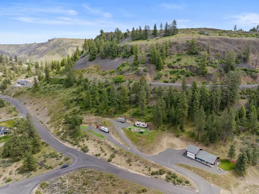 39500 - 39510 Lakewind Dr N, Seven Bays, WA 99122 - Image #3