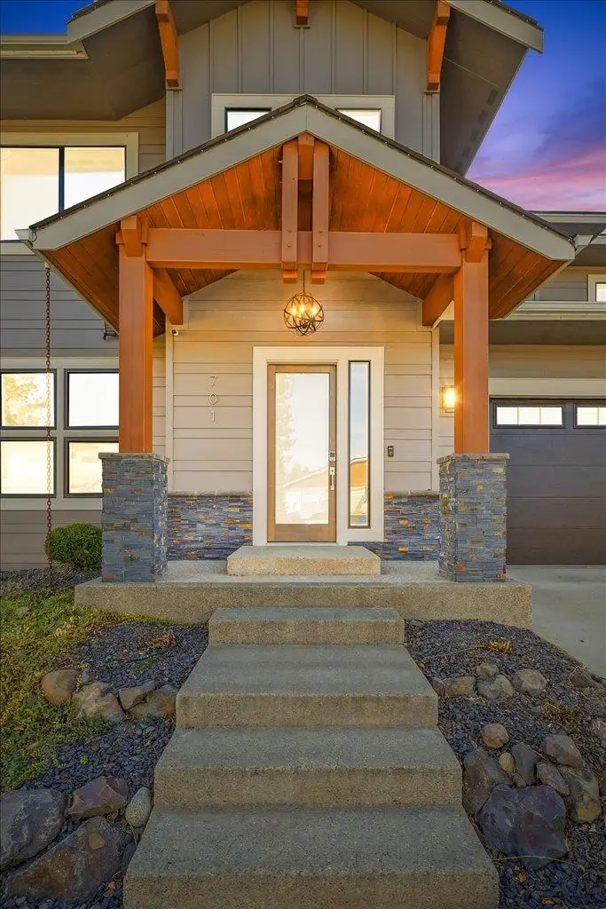 701 W Willapa Ave, Spokane, WA 99224 - Image #2