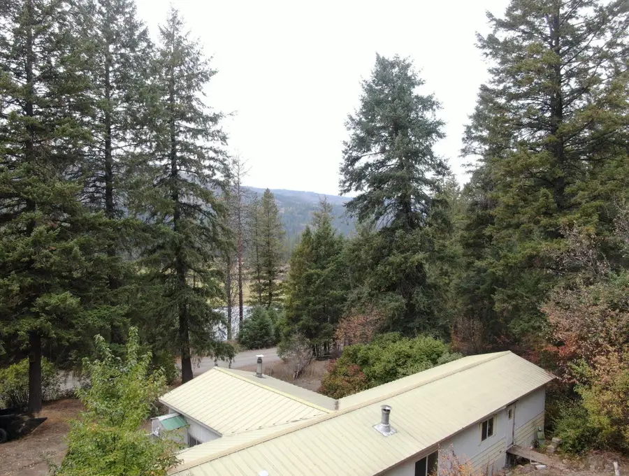 1920 Kettle River Rd, Kettle Falls, WA 99141-0000 - Image #3