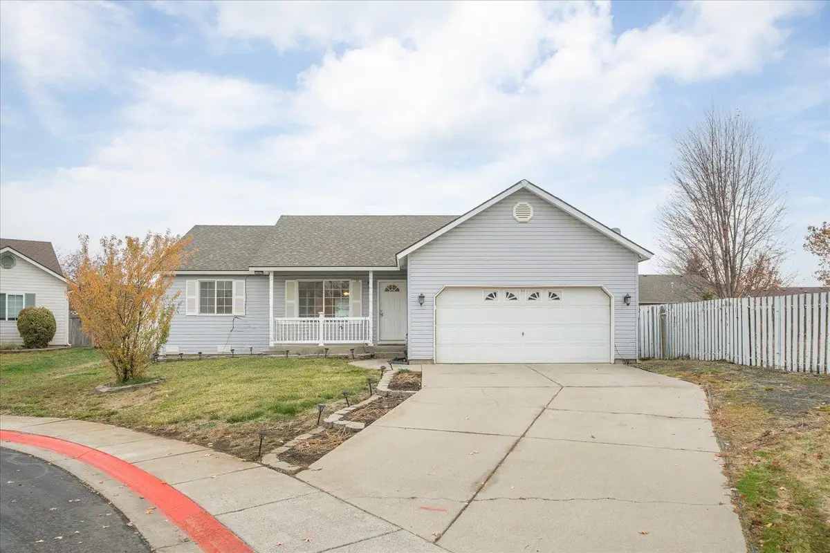 3012 Meadow Glen Ln, Cheney, WA 99004 - Image #1