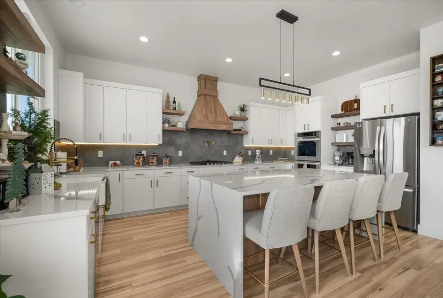 18006 E Apollo Rd, Greenacres, WA 99016 - Image #3