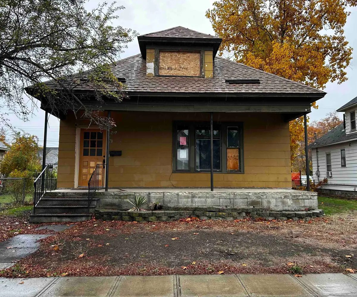 717 E Ermina Ave, Spokane, WA 99207 - Image #1