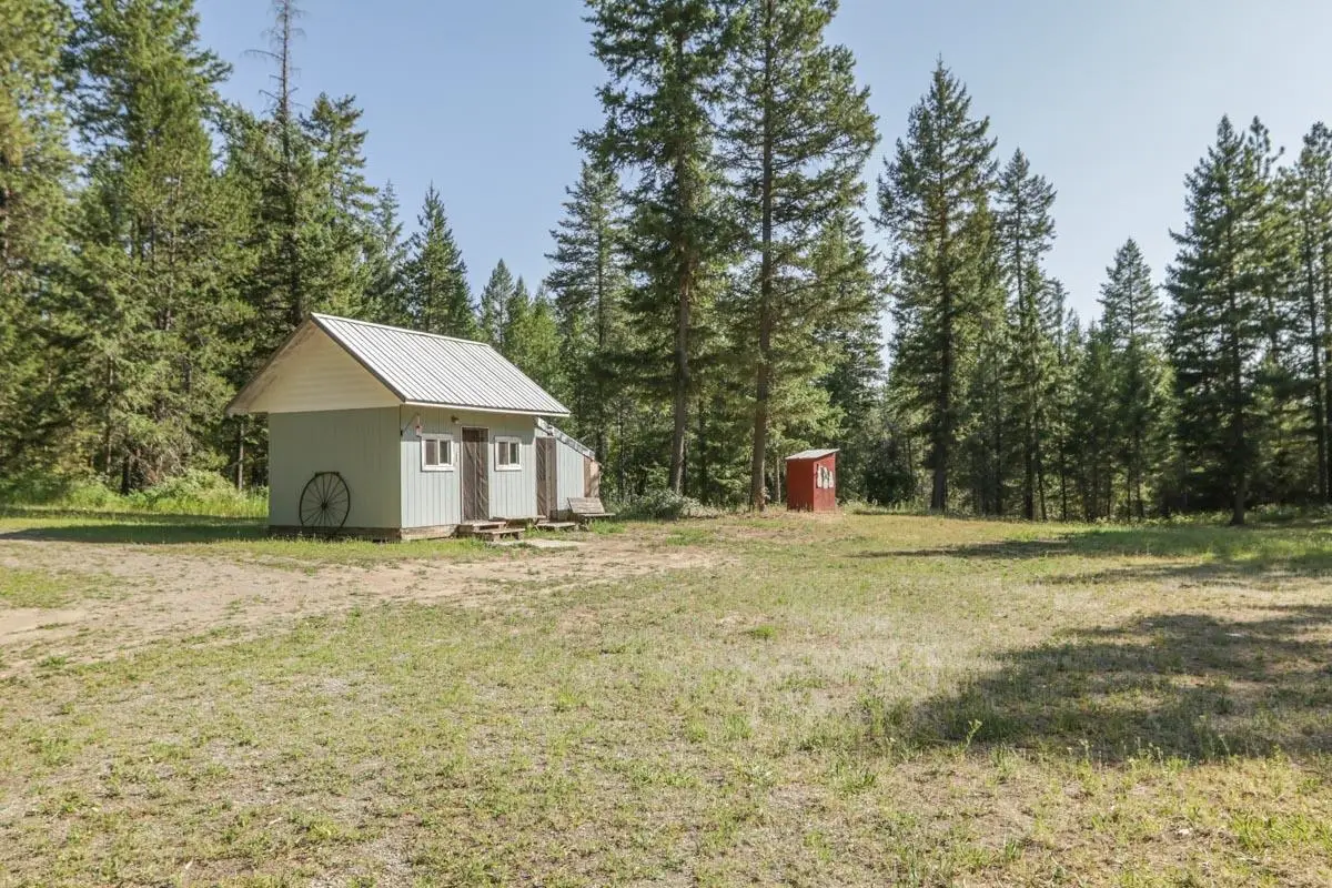 2559 United Copper Mine Rd, Chewelah, WA 99109 - Image #1