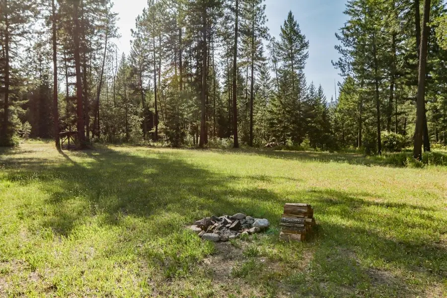 2559 United Copper Mine Rd, Chewelah, WA 99109 - Image #2