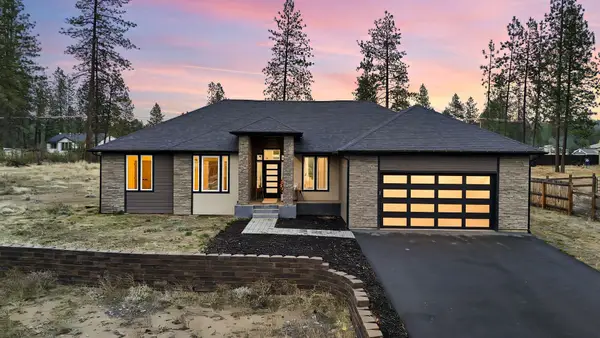 6340 Jenna Ct, Nine Mile Falls, WA 99026