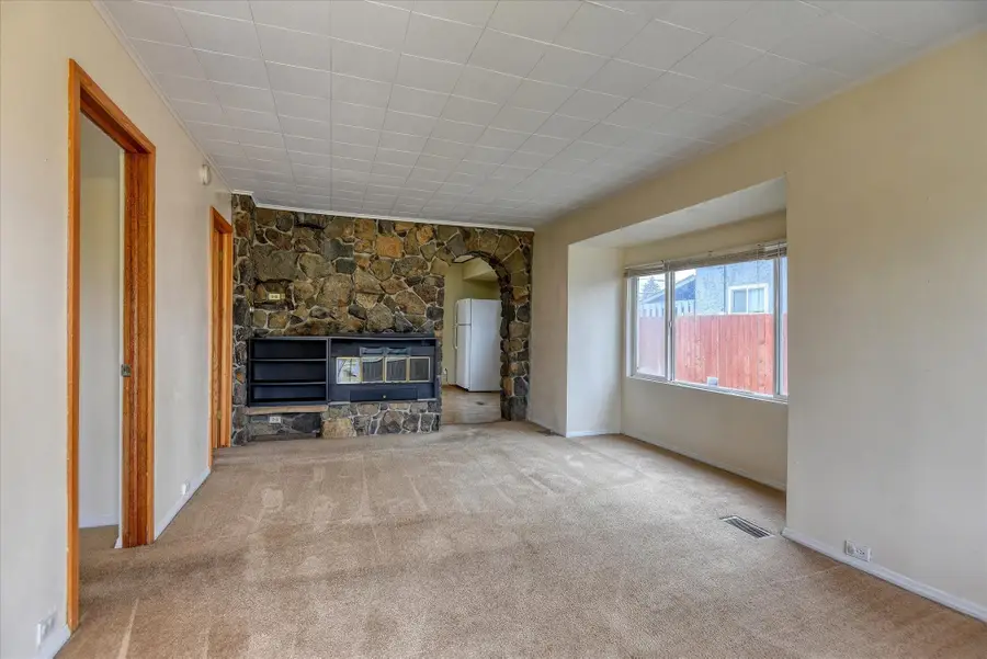 553 E Olympic Ave, Spokane, WA 99207 - Image #2