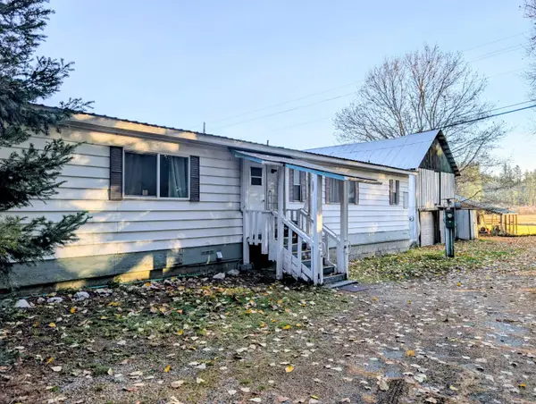 26310 N River Estates Dr, Chattaroy, WA 99003