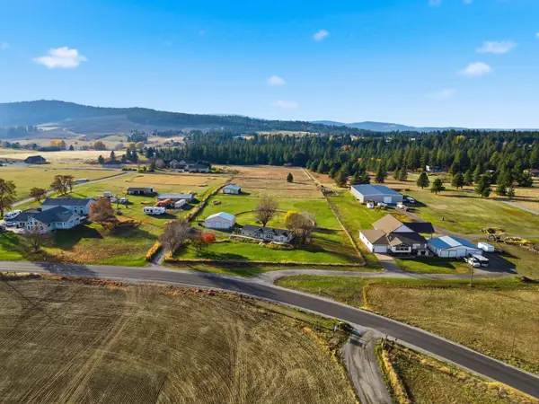 5008 S Linke Rd, Greenacres, WA 99016