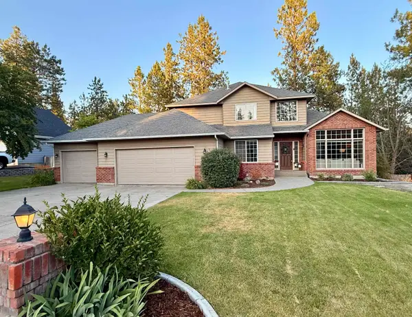 16026 N Glencrest Dr, Spokane, WA 99208