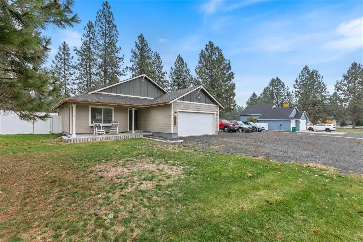 6318 Jenna Dr, Nine Mile Falls, WA 99026 - Image #1