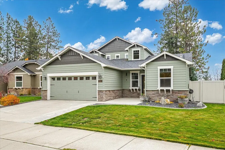 7002 E Columbia Dr, Spokane, WA 99217 - Image #2