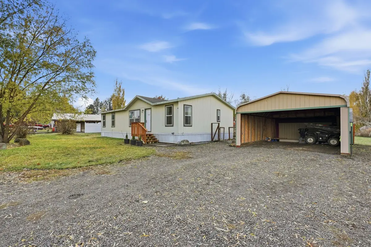 425 N Laurel St, Reardan, WA 99029 - Image #1