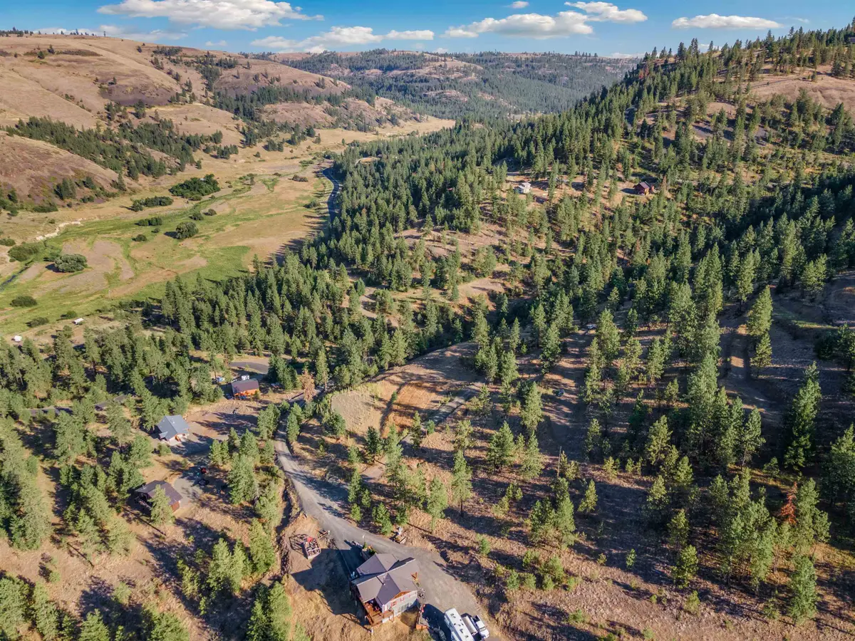 31635 E Ringneck Ln, Davenport, WA 99122 - Image #1