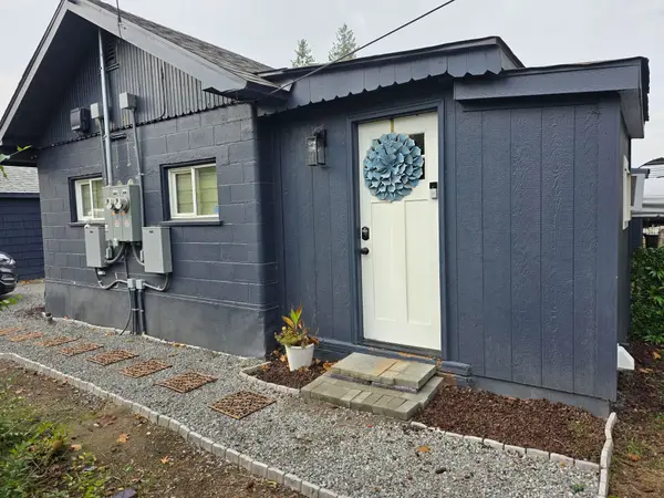 9513 E 4th Ave, Spokane Valley, WA 99206