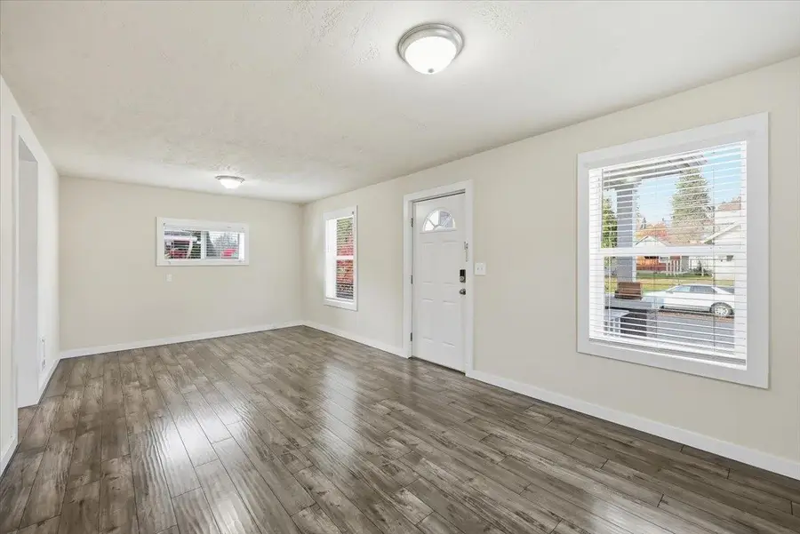 2023 W Cleveland Ave, Spokane, WA 99205 - Image #3