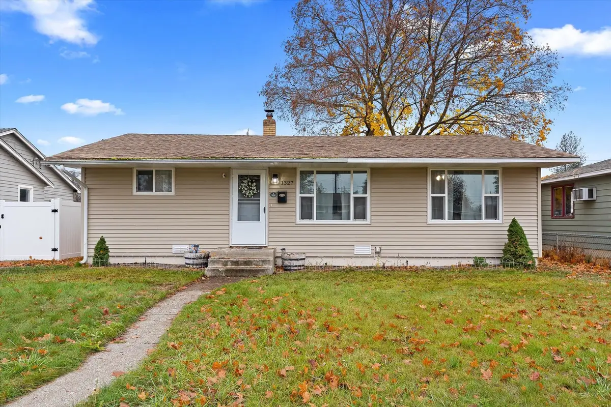 1327 W Joseph Ave, Spokane, WA 99205 - Image #1
