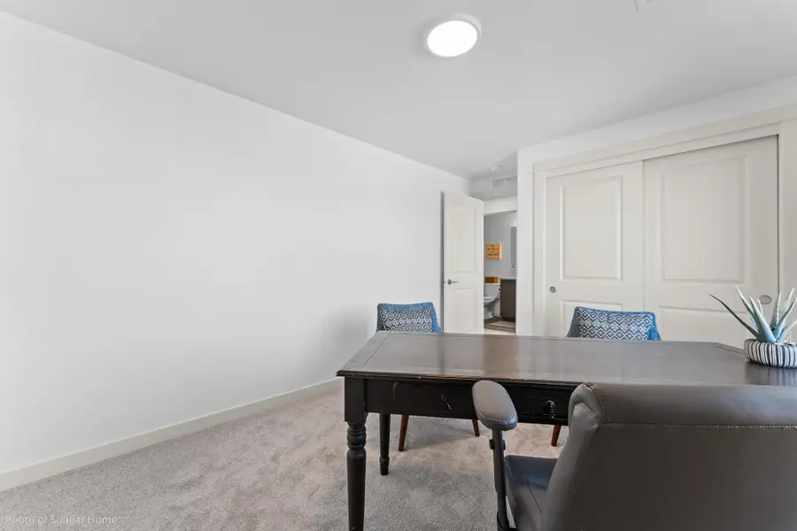 414 N Viewmont Ct, Greenacres, WA 99016 - Image #2