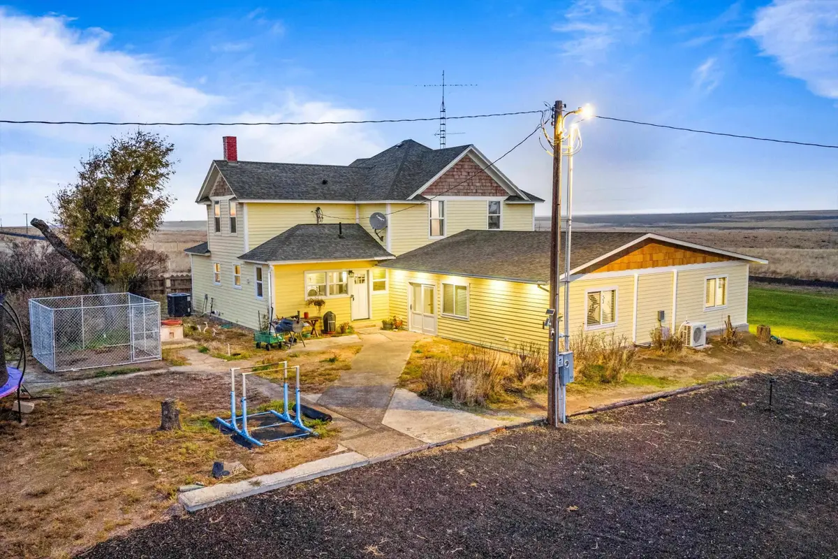 529 E Urquhart Rd, Ritzville, WA 99169 - Image #1