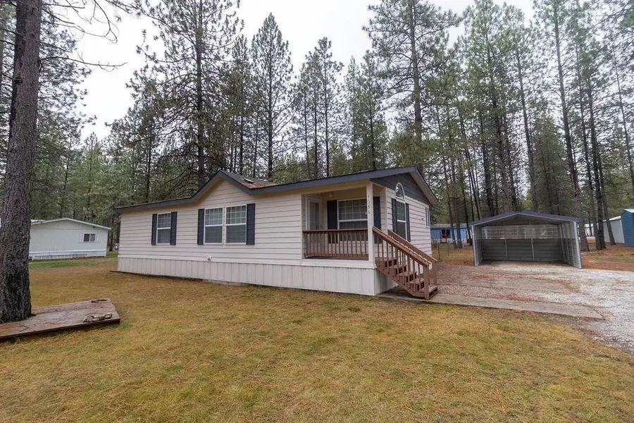 4086 Meadowlark Ln, Loon Lake, WA 99148 - Image #2