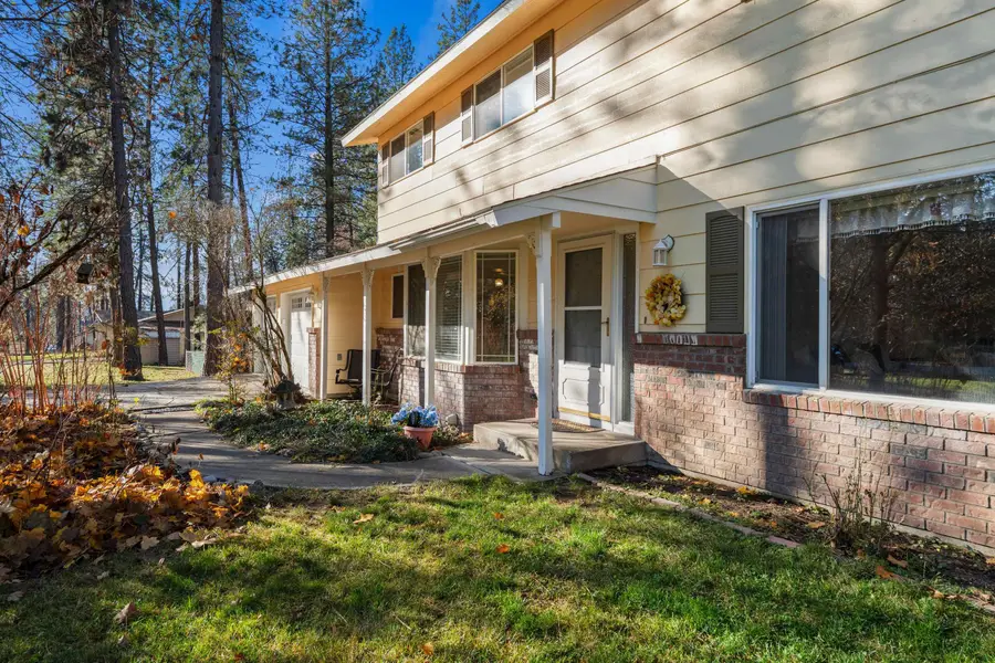 17025 N Suncrest Dr, Nine Mile Falls, WA 99026 - Image #3