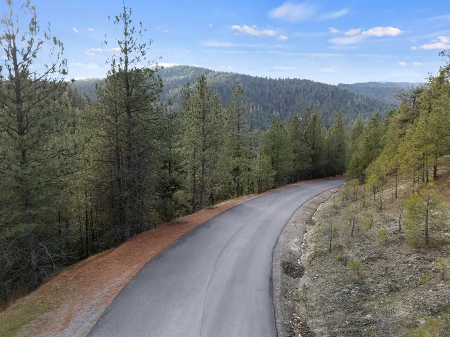 XXXX E View Ridge Ln, Spokane, WA 99206 - Image #2