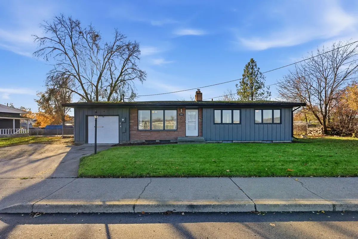 7808 E Broadway Ave, Spokane Valley, WA 99212 - Image #1